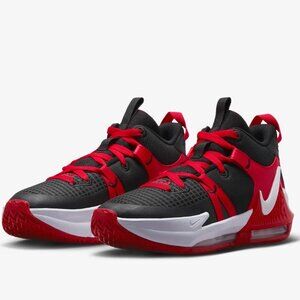 Nike LeBron Witness VII (GS)  Black Red White Size 4.5Y (New)